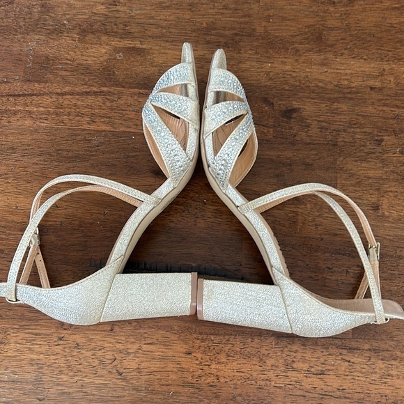 Badgley Mischka Womens Sparkly Gold Crystal Block Heel Sandals Size 9 Party - Picture 5 of 14